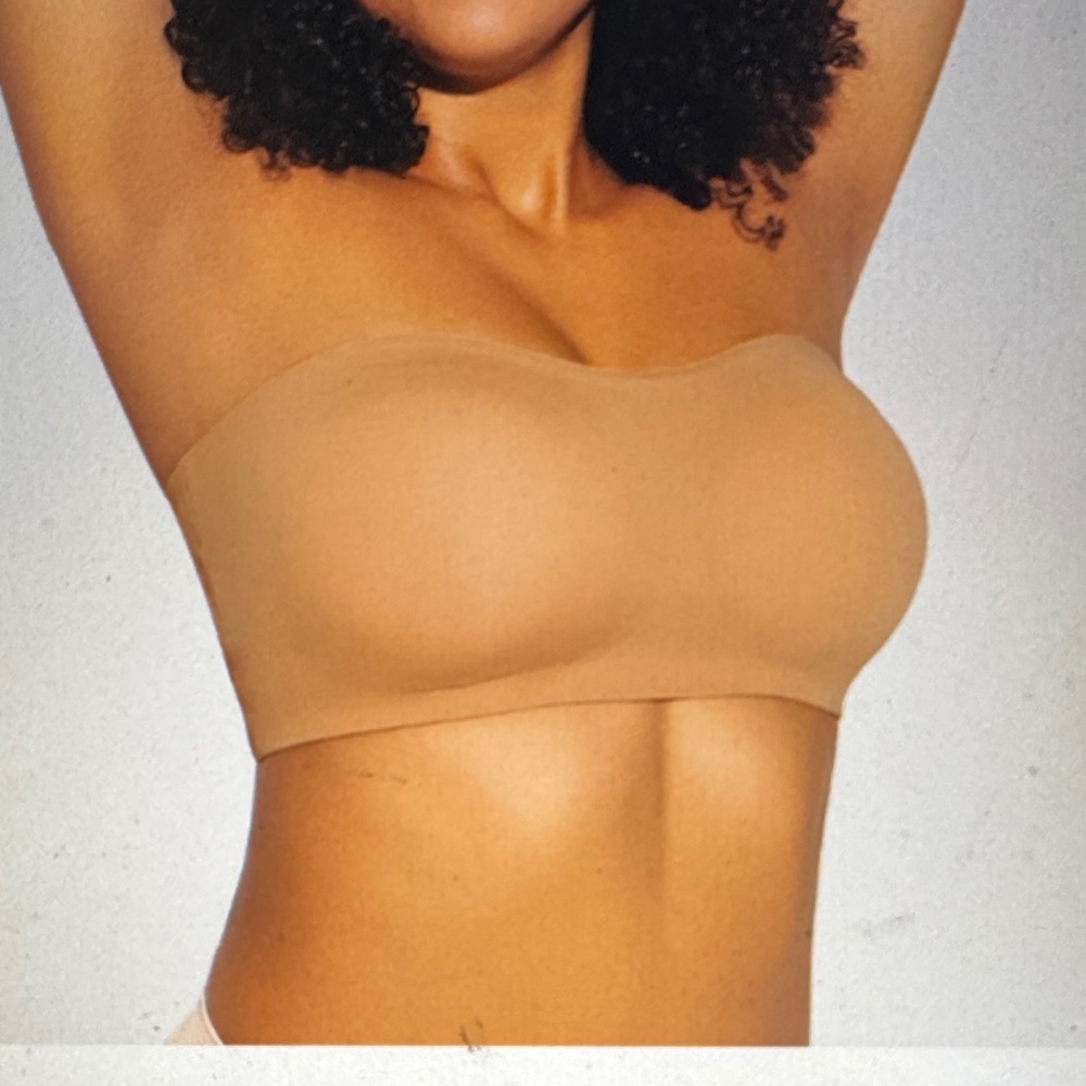 Seamless Strapless Bandeau Bra - Tan SheCurve. Size large. NWT
